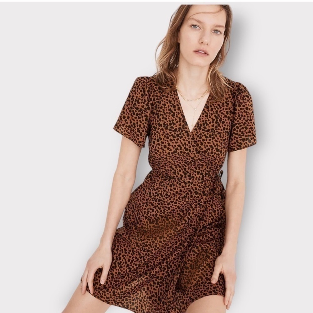 Madewell Flutter-Sleeve Wrap Mini Dress in Painted Leopard Womens Size XS Brown